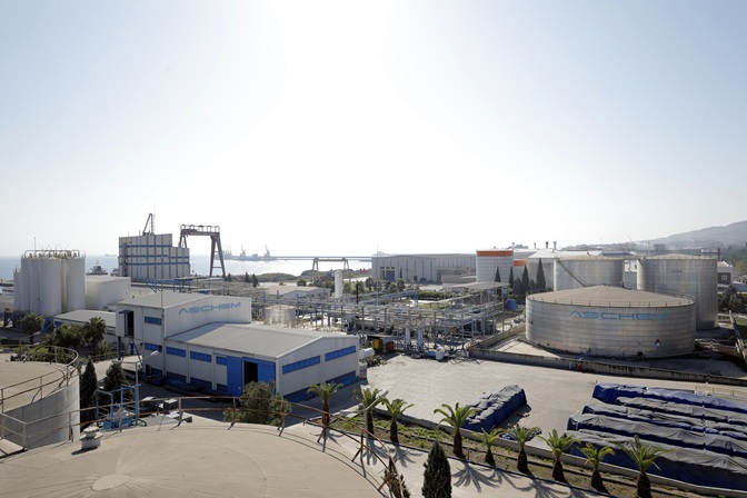 Servicio de distribución de plásticos